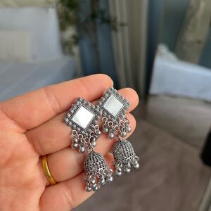 Chic Silver Mirror Dangle Earrings